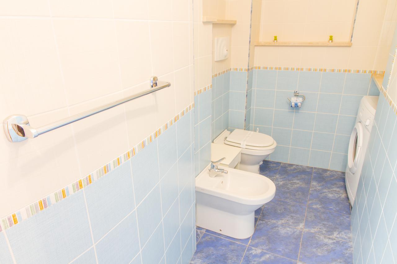 Gaia - Low Cost Studio Cefalu Bilik gambar